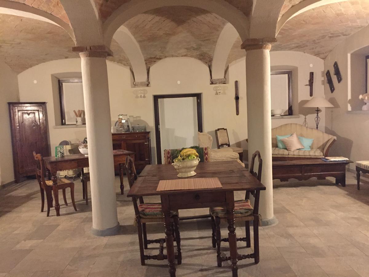 Agriturismo Laterzola 3.0 Fiorenzuola dʼArda Kültér fotó